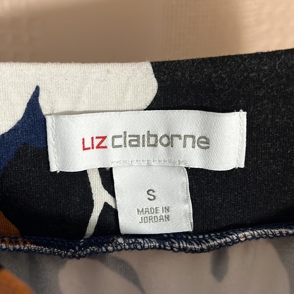 Liz Claiborne Floral Print Pencil Skirt - Picture 4 of 5